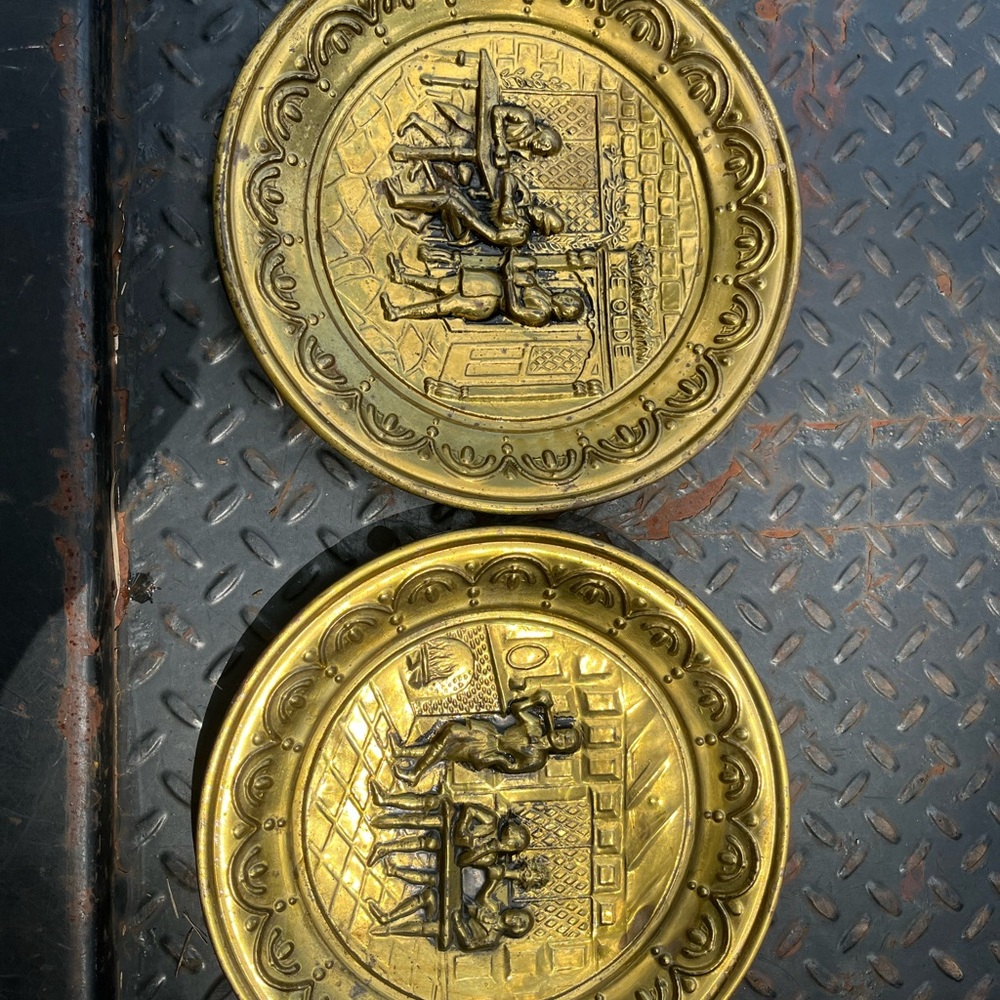 Vintage Decorative Gold Plates
